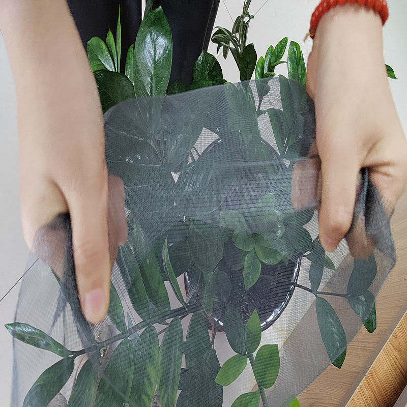 लंबे समय तक चलने वाले स्थायित्व के लिए सादे बुने हुए बुनाई प्रकार में पीवीसी लेपित फाइबरग्लास विंडो सुरक्षा नेट 18*16 मेश