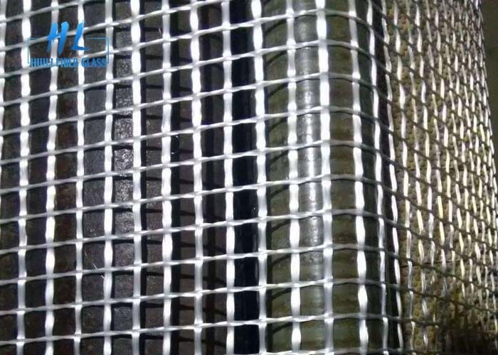बाहरी दीवार और छत के लिए बुना हुआ रेशा 4 * 4 मिमी 160 ग्राम क्षार प्रतिरोधी